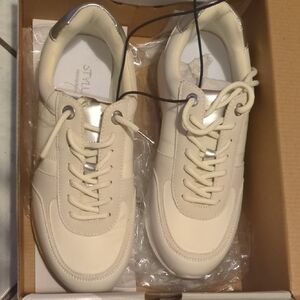 STYLUS Jumper White & Silver Women's Sneakers 8.5 Medium New